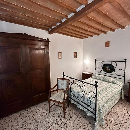 Camere Gozzante Pienza Exterior photo