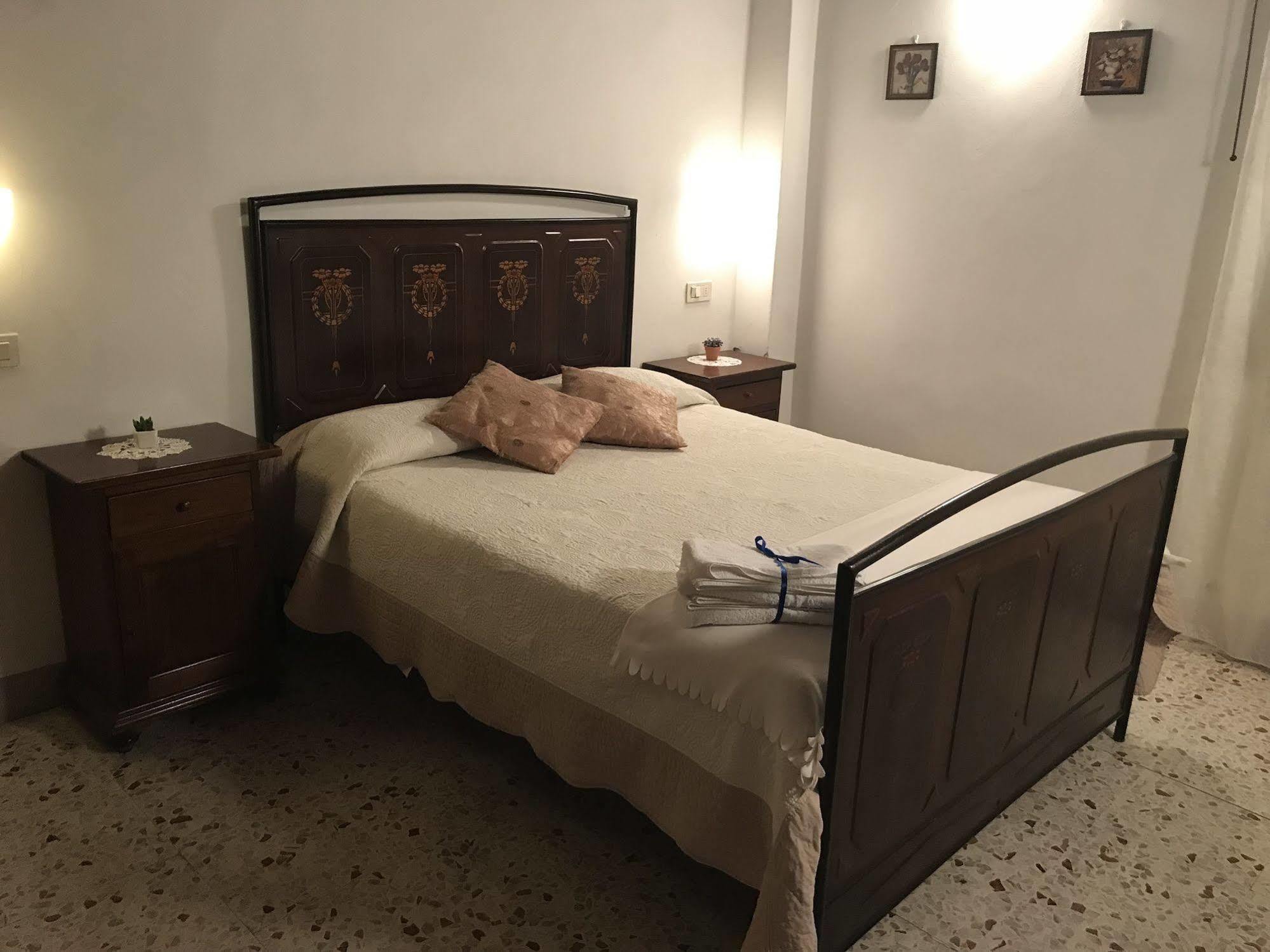 Camere Gozzante Pienza Exterior photo