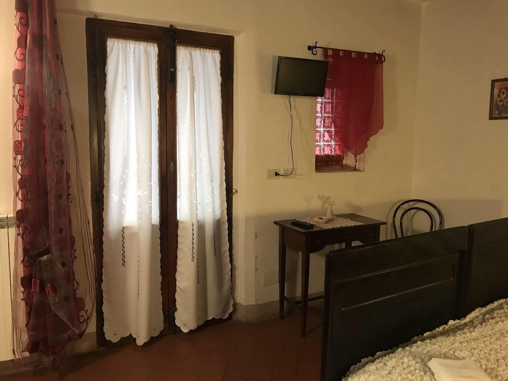 Camere Gozzante Pienza Exterior photo