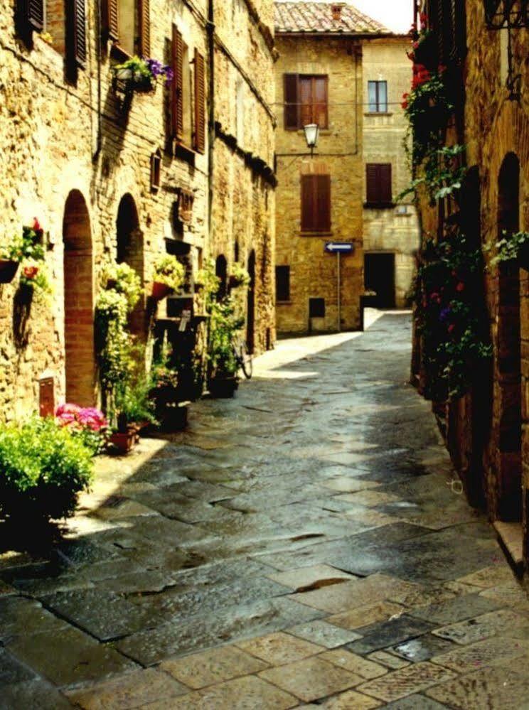 Camere Gozzante Pienza Exterior photo